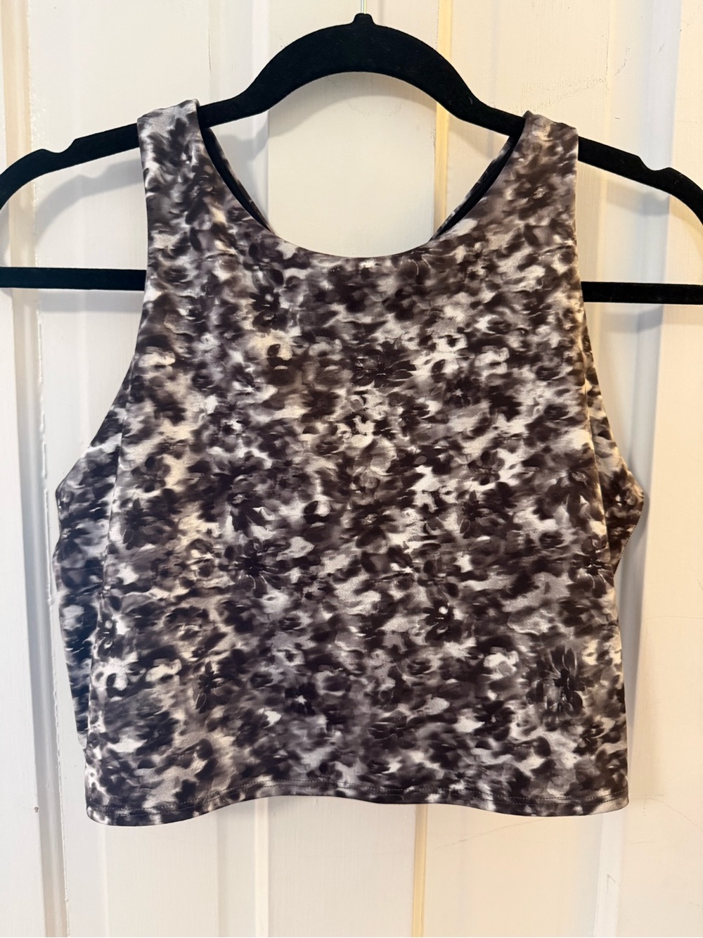 Athleta Black & White Abstract Crop Tank